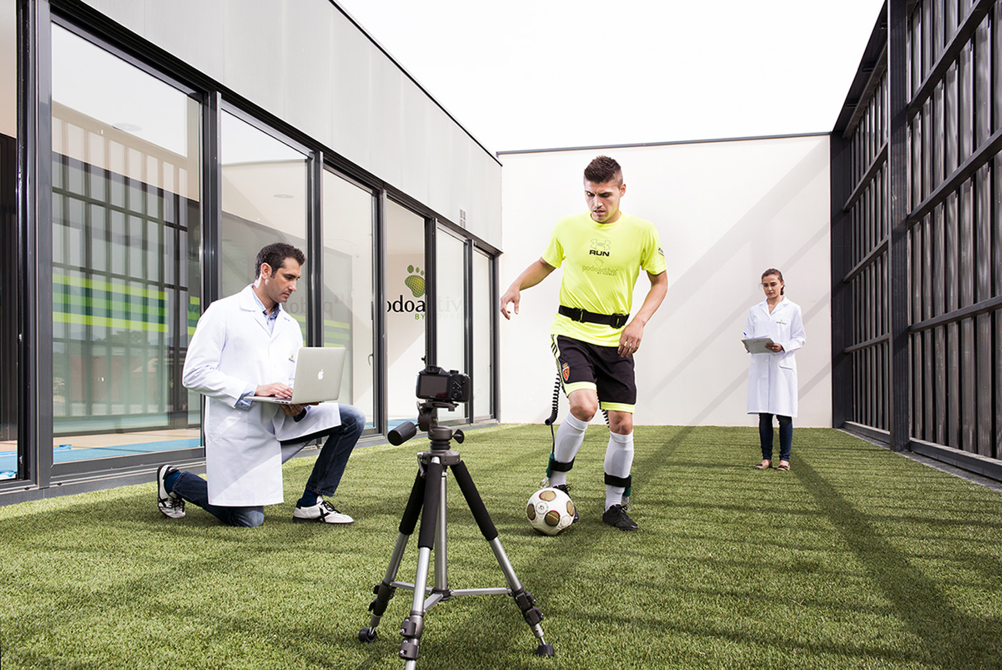 I curso de podologí y biomecánica aplicada al fútbol