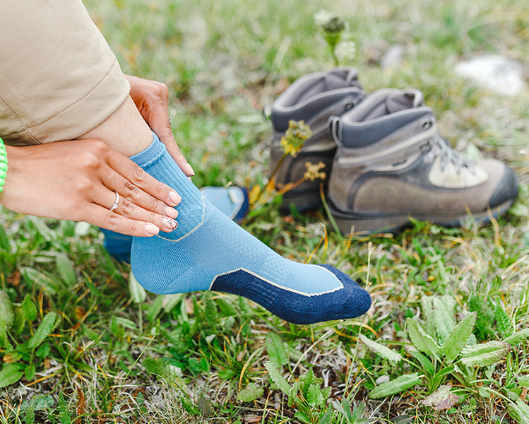 Calcetines técnicos de montaña con botas